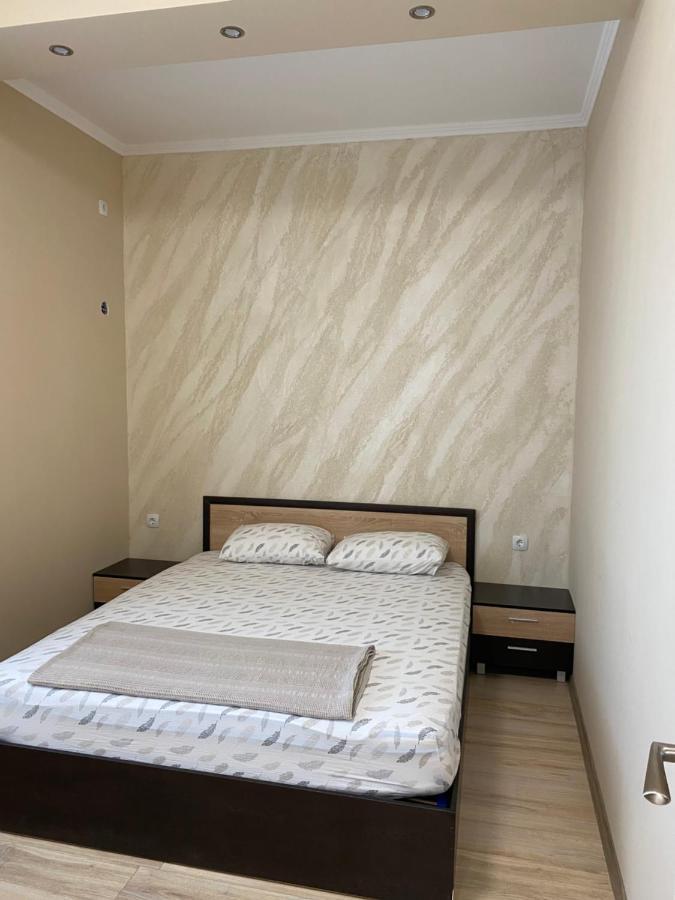 Guest House Costa 1 Kariani Bagian luar foto